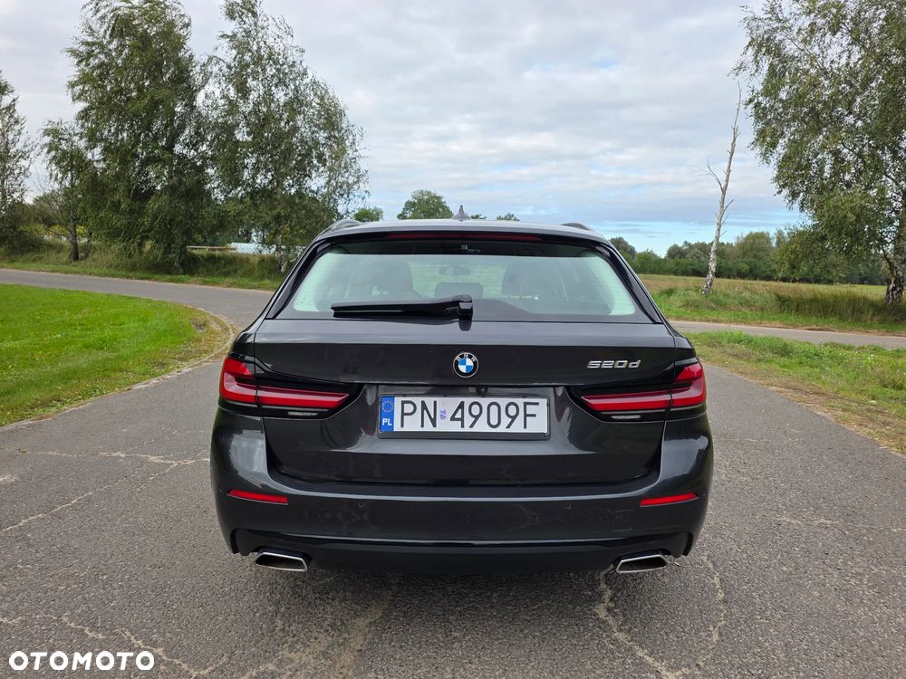 BMW Seria 5 520d - 8