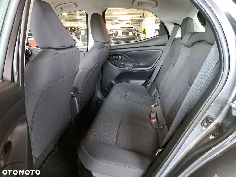Toyota Yaris - 13