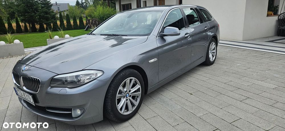 BMW Seria 5 520d xDrive Luxury Line - 1