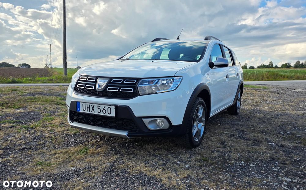 Dacia Logan TCe 90 S&S Easy-R Stepway Celebration - 3