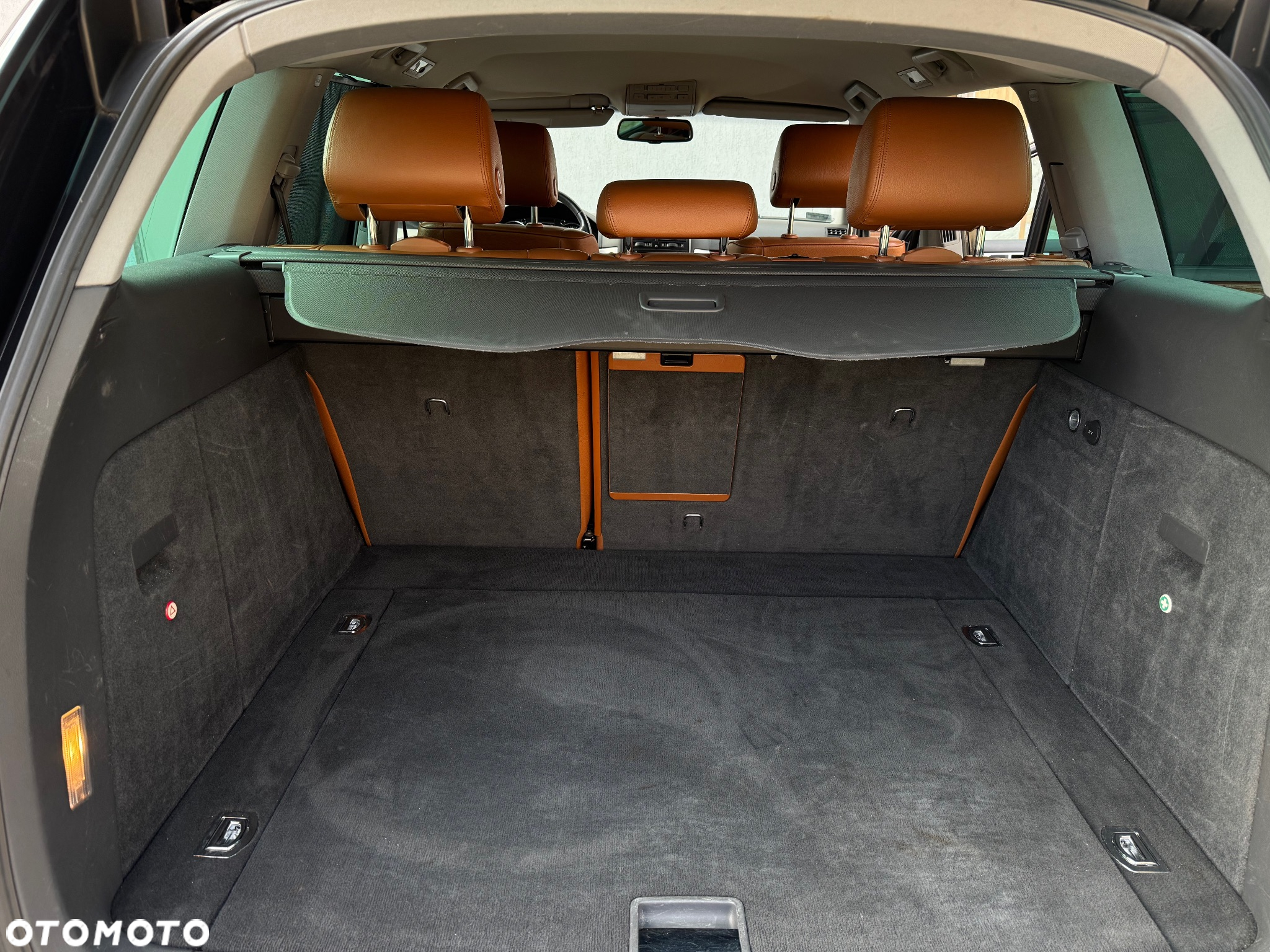 Volkswagen Touareg - 27