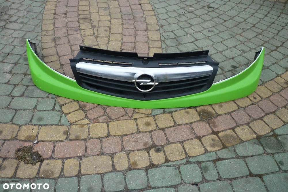 atrapa grill Vivaro Trafic Lift - 1