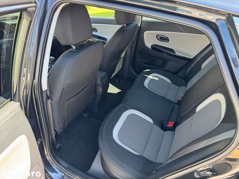 Kia Ceed 1.6 GDI Dream-Team Edition - 26
