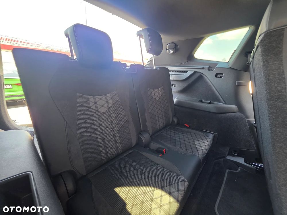 Volkswagen Tayron 2.0 TSI 4Mot R-Line Plus DSG - 25