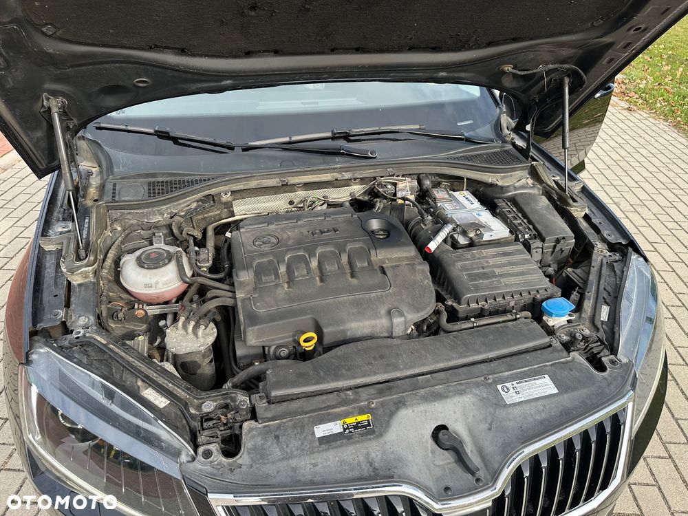 Skoda Superb 2.0 TDI L&K DSG - 16