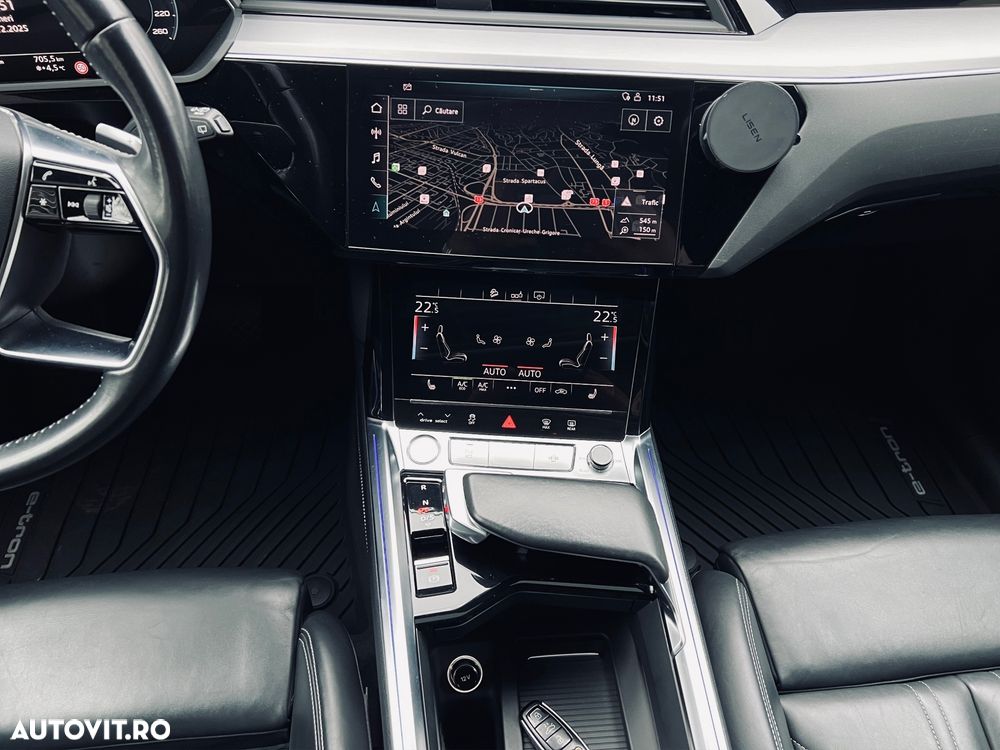 Audi e-tron 55 quattro S line - 14