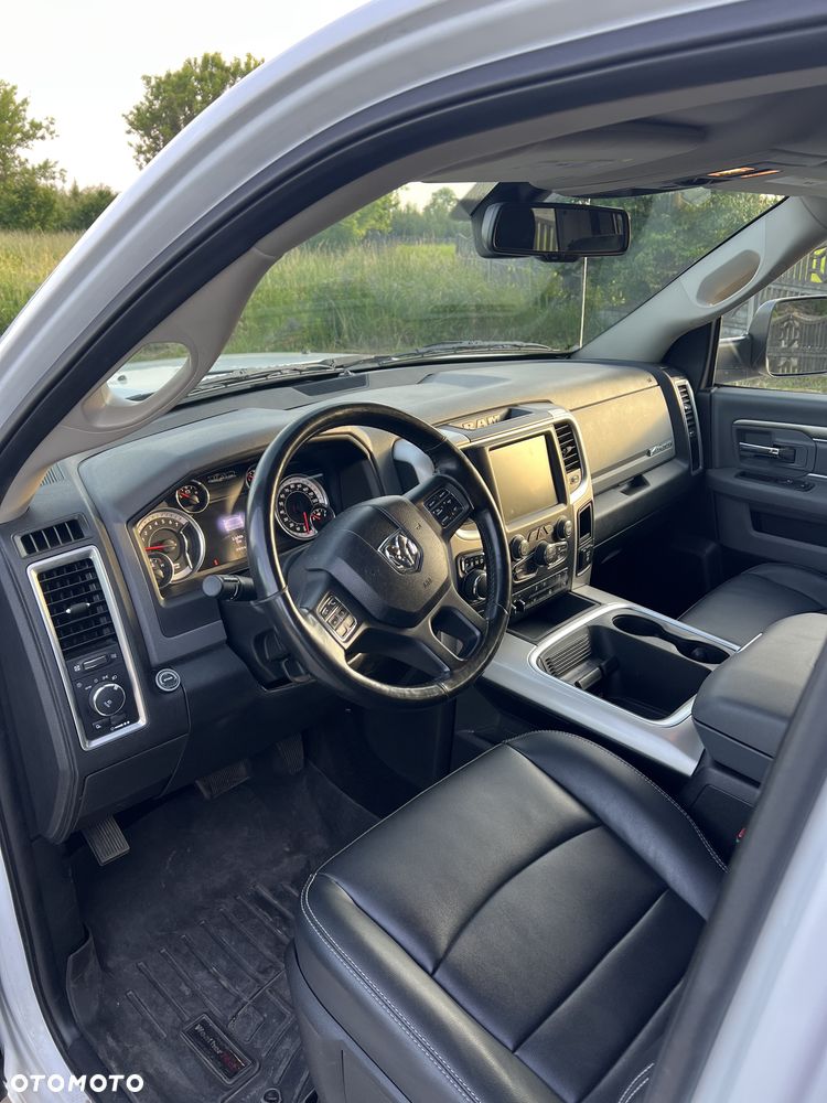 Dodge RAM - 7