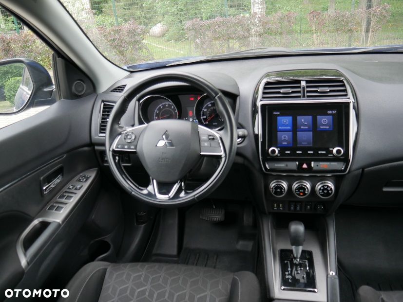 Mitsubishi Outlander 2.0 4WD CVT Top - 11