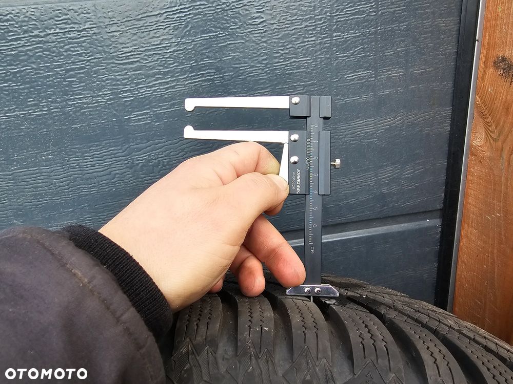 KOŁA FELGI STALOWE OPONY ZIMOWE TOYOTA AVENSIS 5x114,3 205/60/16 R 16 et39 - 13