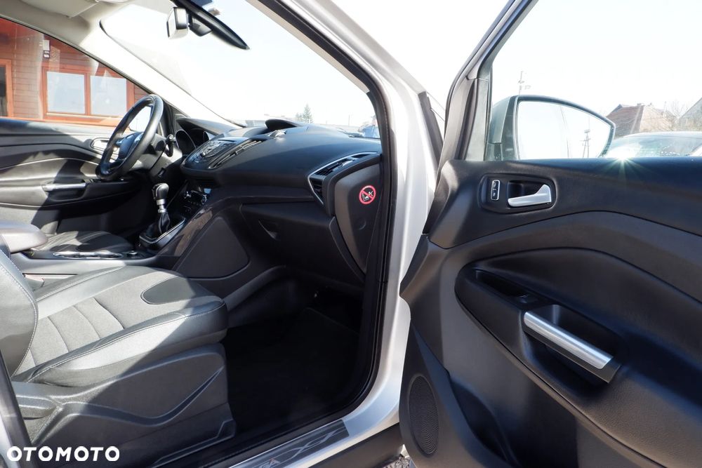 Ford Kuga 2.0 TDCi 4WD Titanium - 3