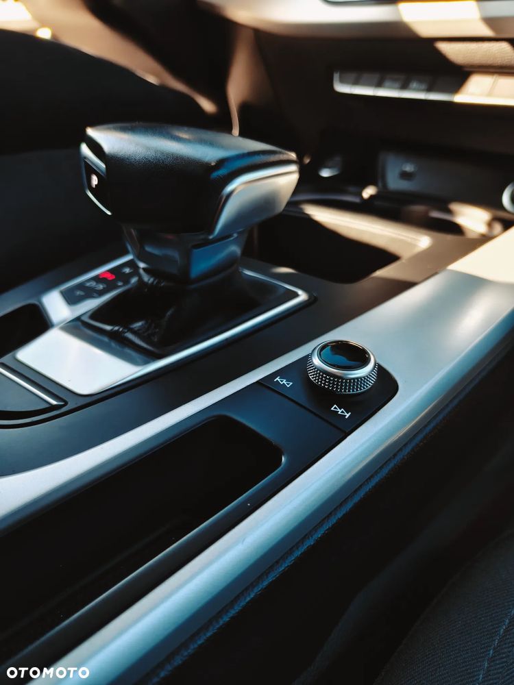 Audi A4 Limousine - 16