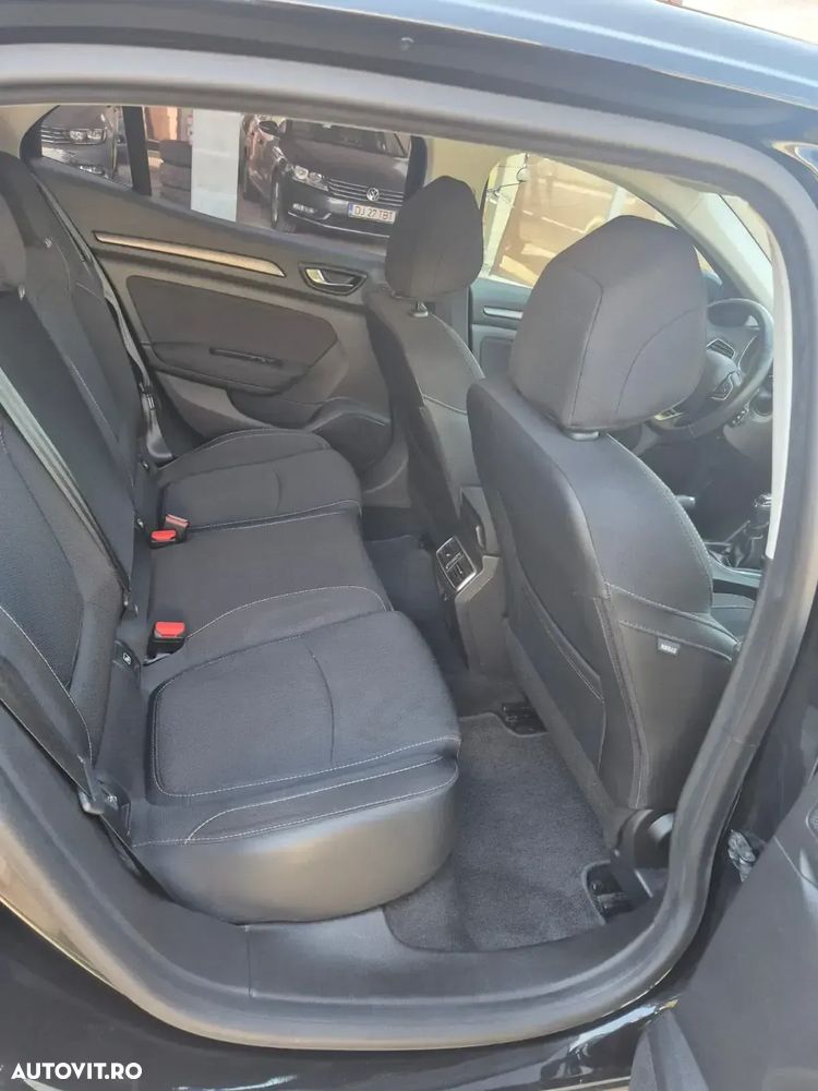 Renault Megane - 7