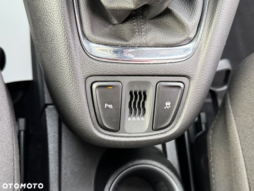 Opel Zafira - 12