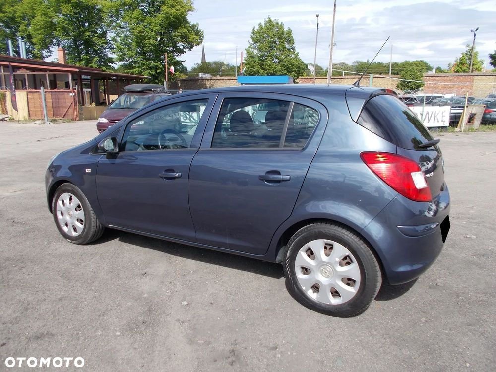 Opel Corsa 1.2 16V Enjoy - 4