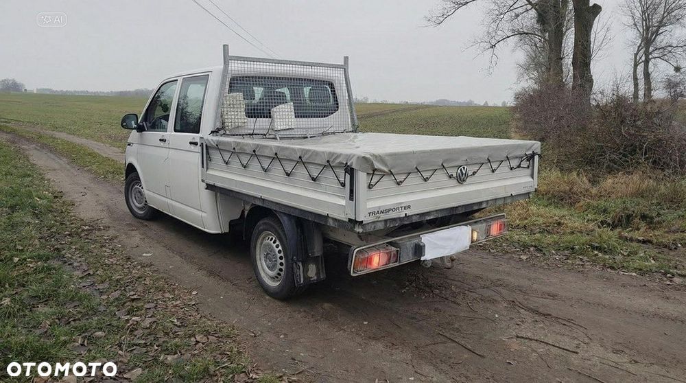 Volkswagen Transporter - 2