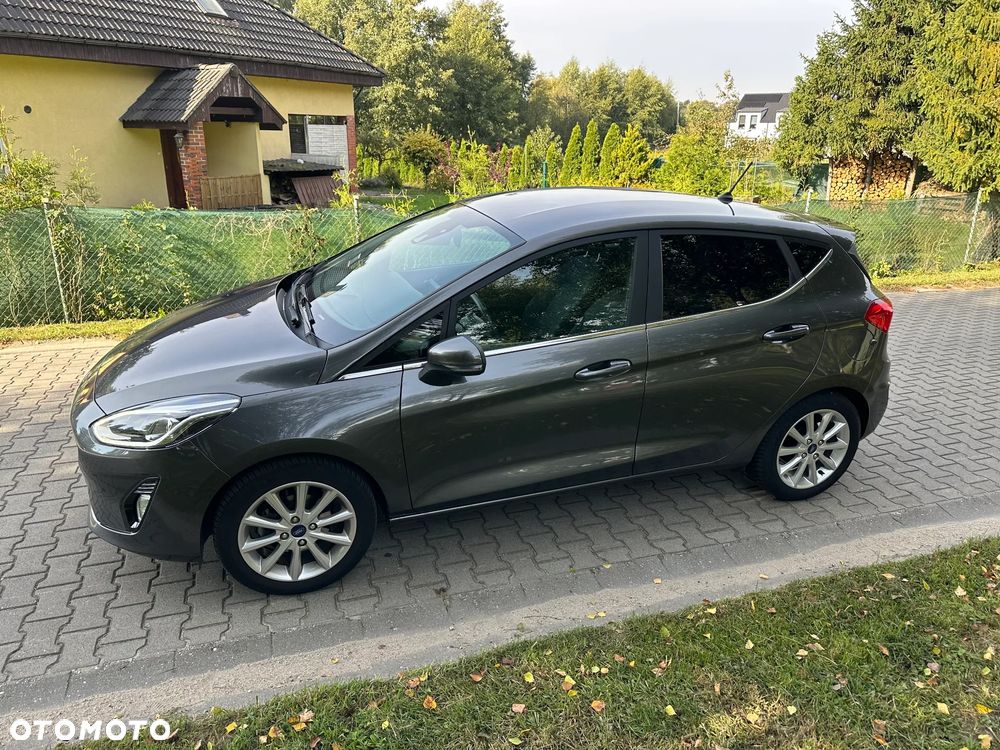Ford Fiesta 1.1 S&S TITANIUM - 4