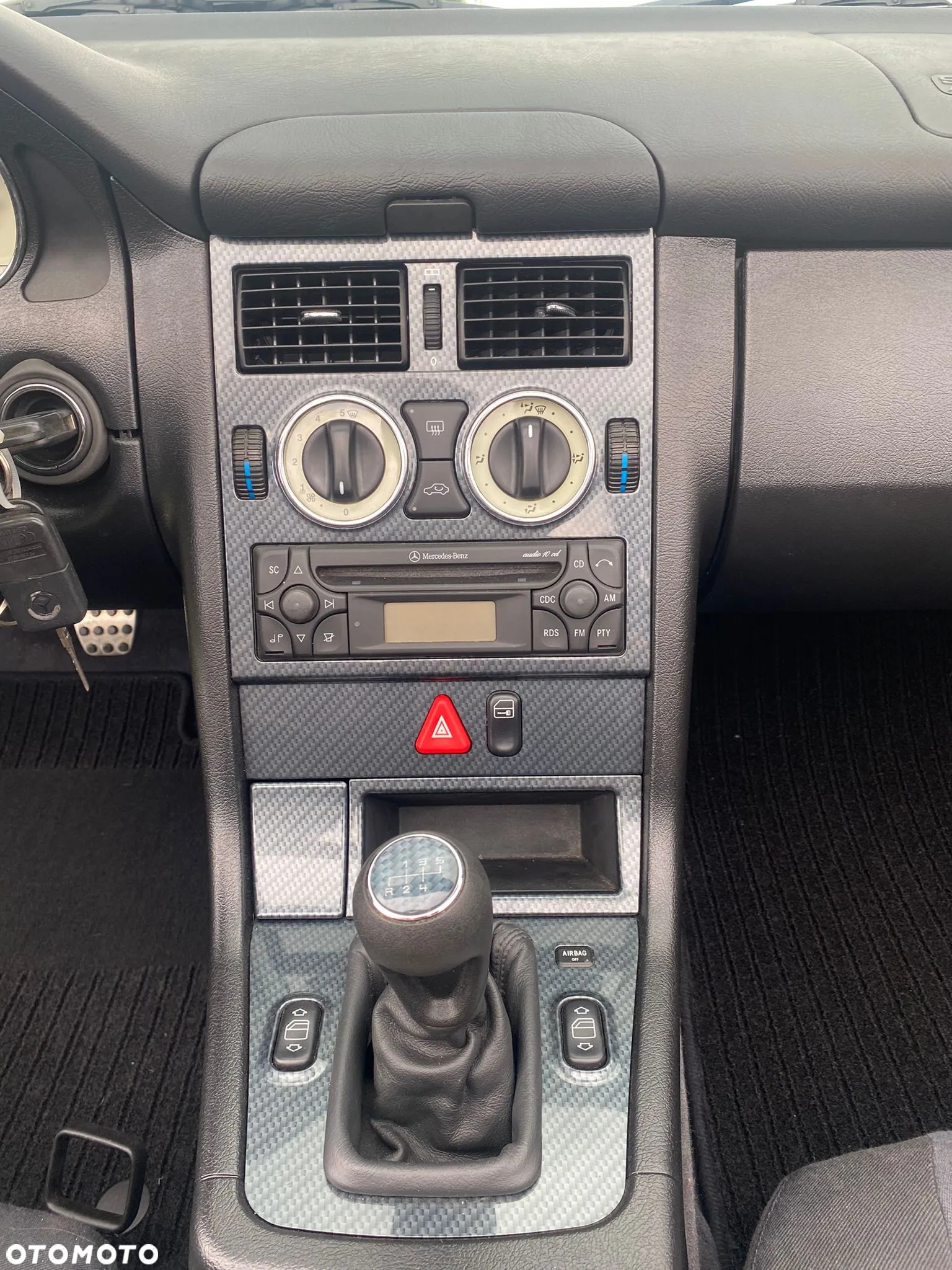Mercedes-Benz SLK 200 - 23
