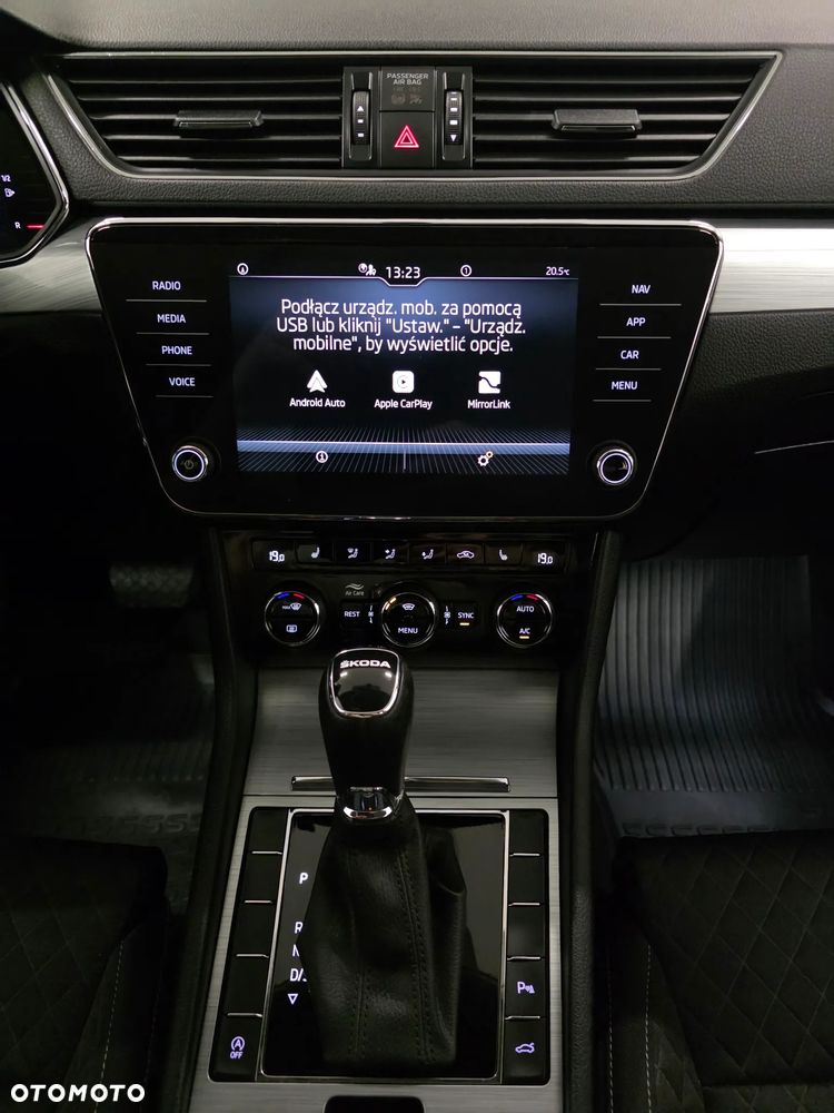 Skoda Superb 2.0 TDI SCR Style DSG - 14
