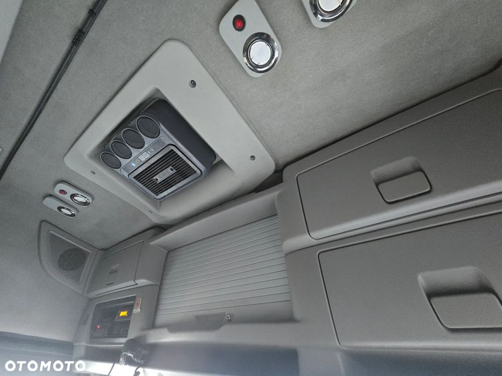 Renault MAGNUM DXI 520 EURO 5 - 27