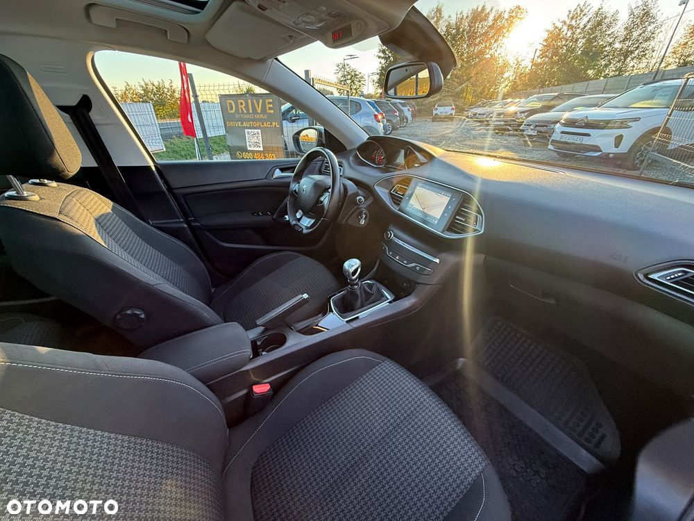 Peugeot 308 - 22