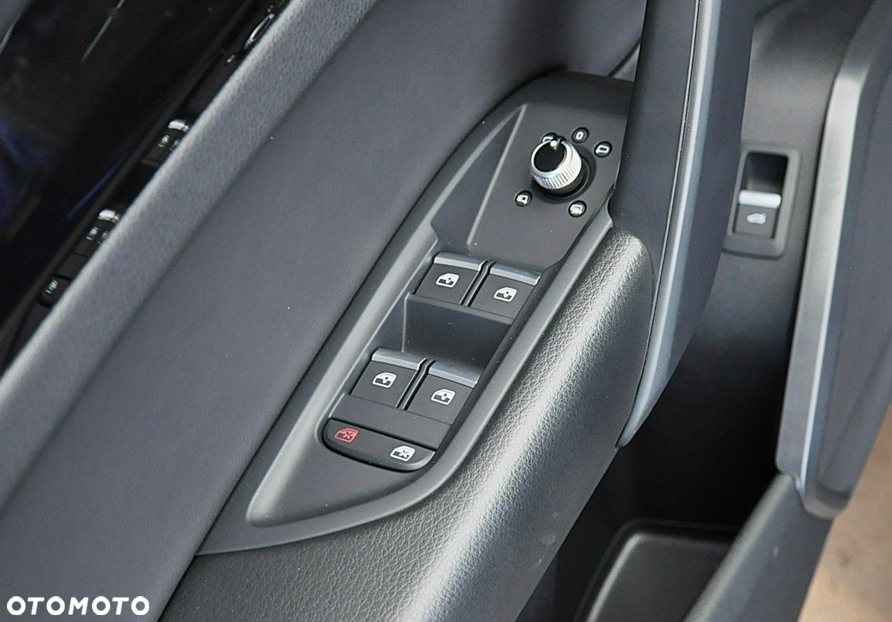 Audi Q5 Sportback - 17