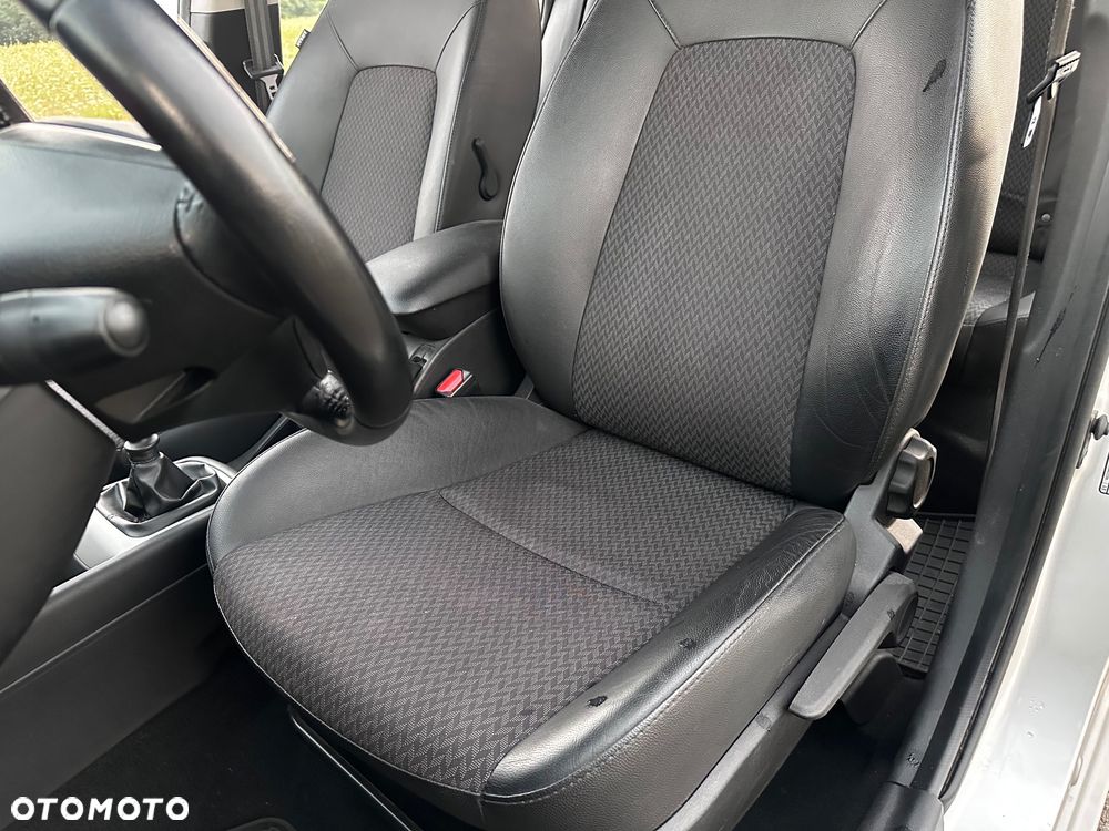 Kia Ceed 1.4 Comfort + - 12