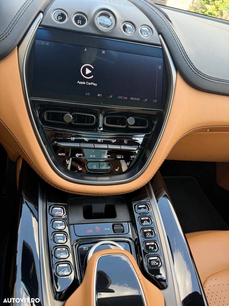 Aston Martin DBX Standard - 16