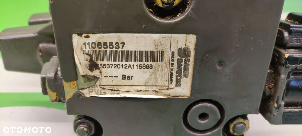 Rozdzielacz hydrauliczny  Sauer PVG32 11065537  Zawór V39754200 Valtra N123 - 9