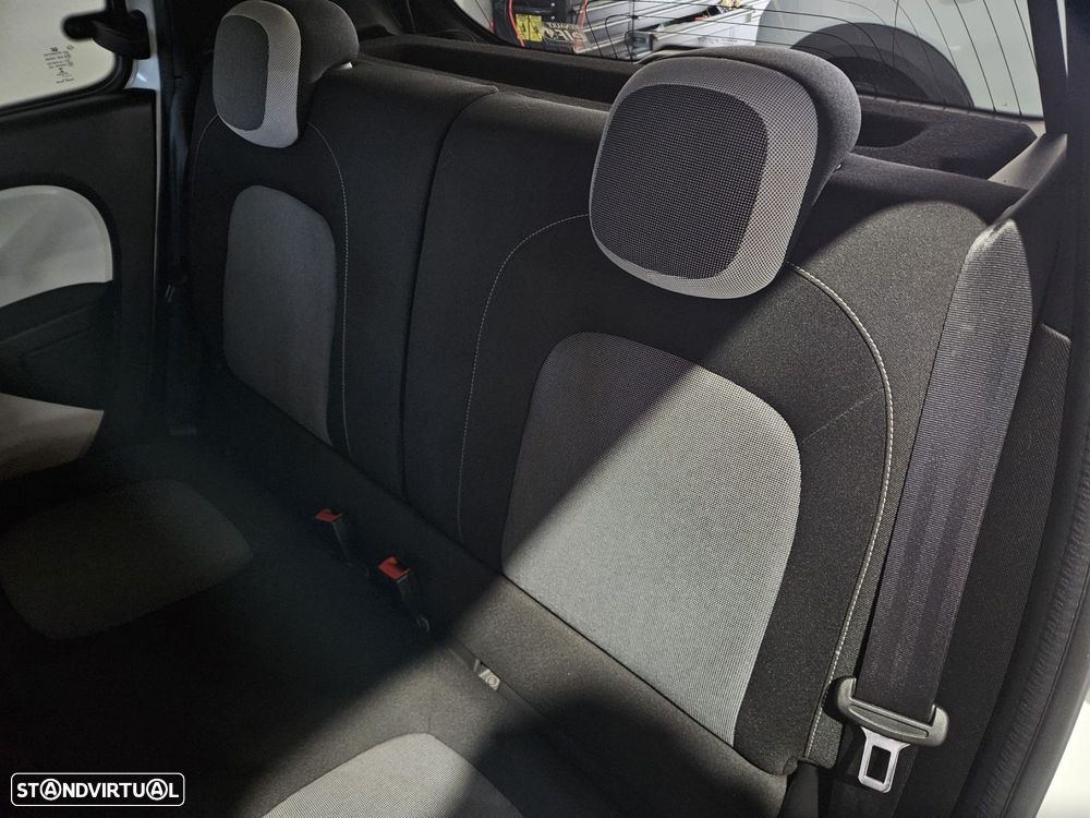 Renault Twingo 1.0 SCe Limited — fotografia 17
