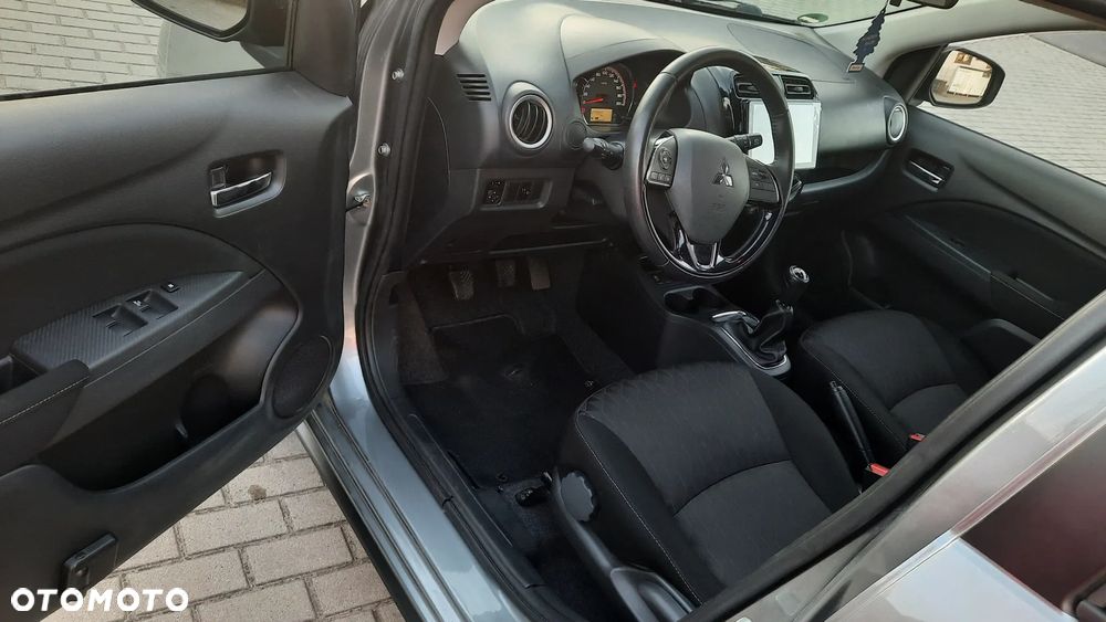Mitsubishi Space Star 1.2 AS&G Intense - 9