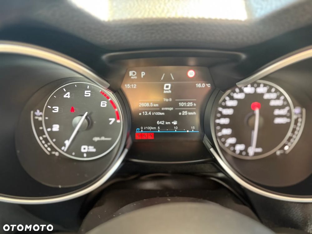 Alfa Romeo Stelvio 2.0 Turbo Veloce Q4 - 2