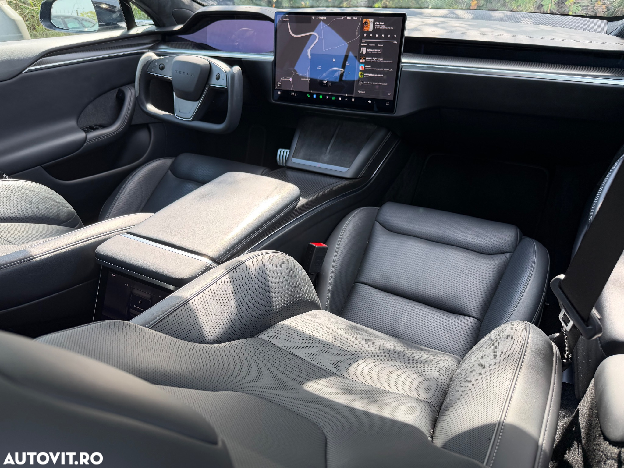 Tesla Model S Plaid - 10