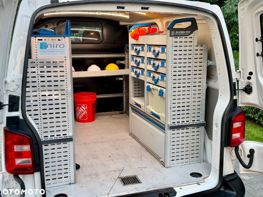Volkswagen Transporter - 14