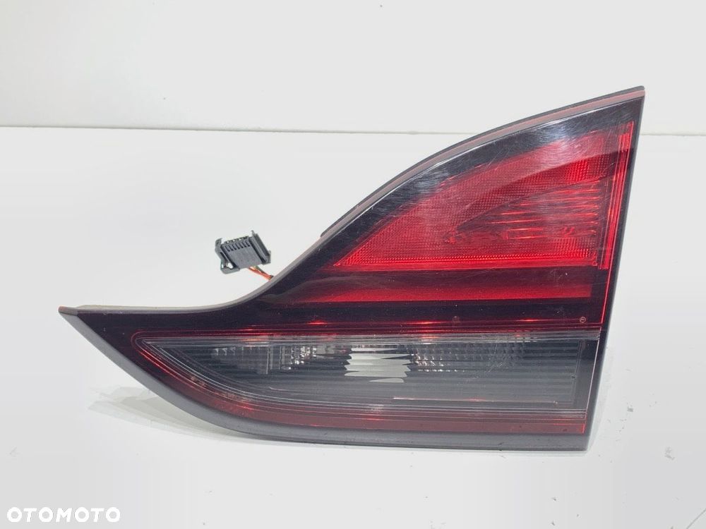 LAMPA TYŁ PRAWA WEWNĘTRZNA - 227.00 PLN - OPEL ZAFIRA TOURER C (P12) 2011 - 2022 2.0 CDTi (75) 121 - 1