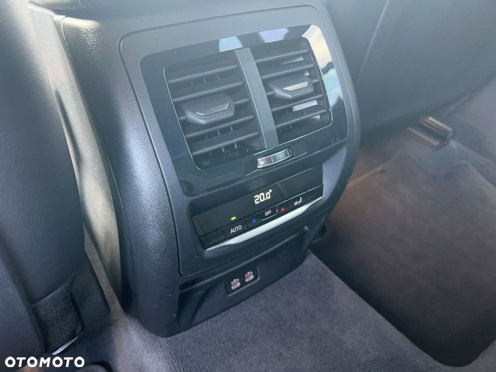 BMW X3 - 25