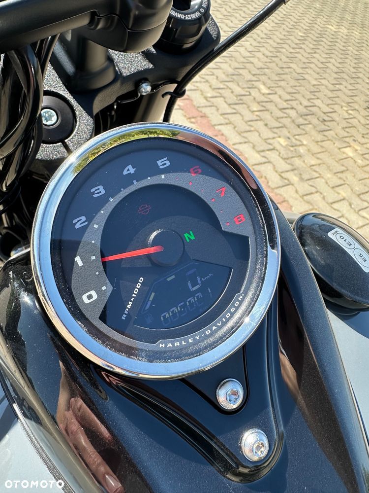 Harley-Davidson Softail Fat Bob - 7