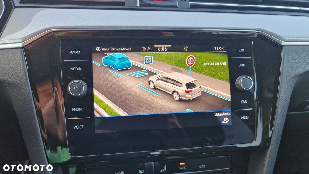 Volkswagen Passat 2.0 TDI SCR Highline DSG - 14