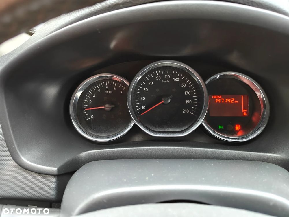 Dacia Sandero 0.9 TCe Laureate - 14