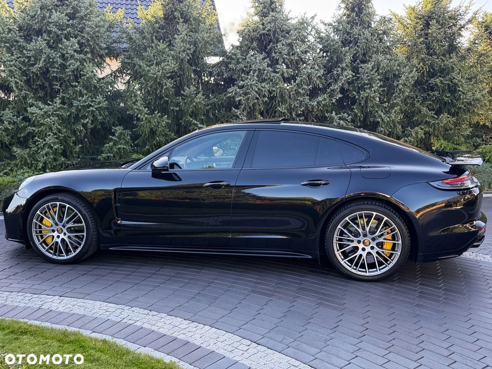 Porsche Panamera Turbo S - 6