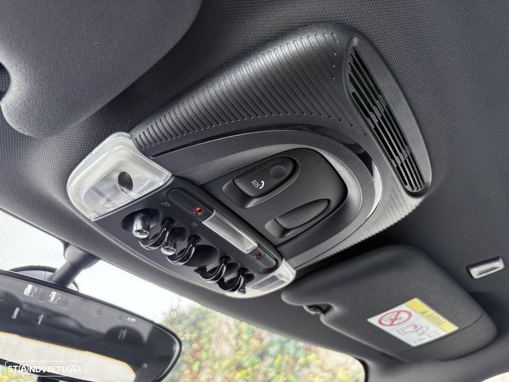 MINI 3 Portas One - 43