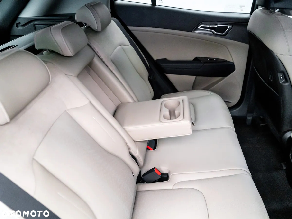 Kia Sportage 1.6 T-GDI Business Line 2WD DCT - 12