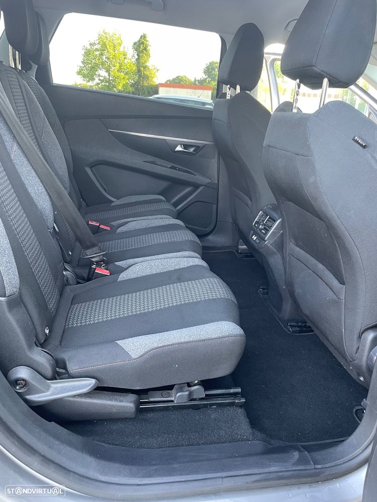 Peugeot 5008 1.5 BlueHDi Allure EAT8 - 16