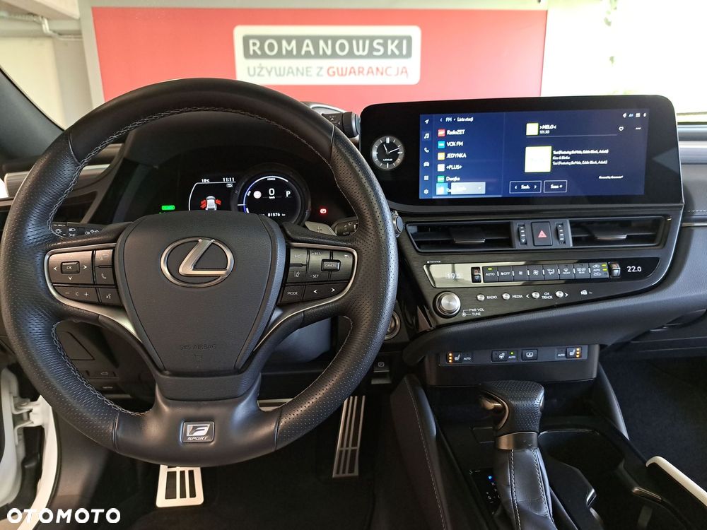 Lexus ES 300h F Sport Edition - 20