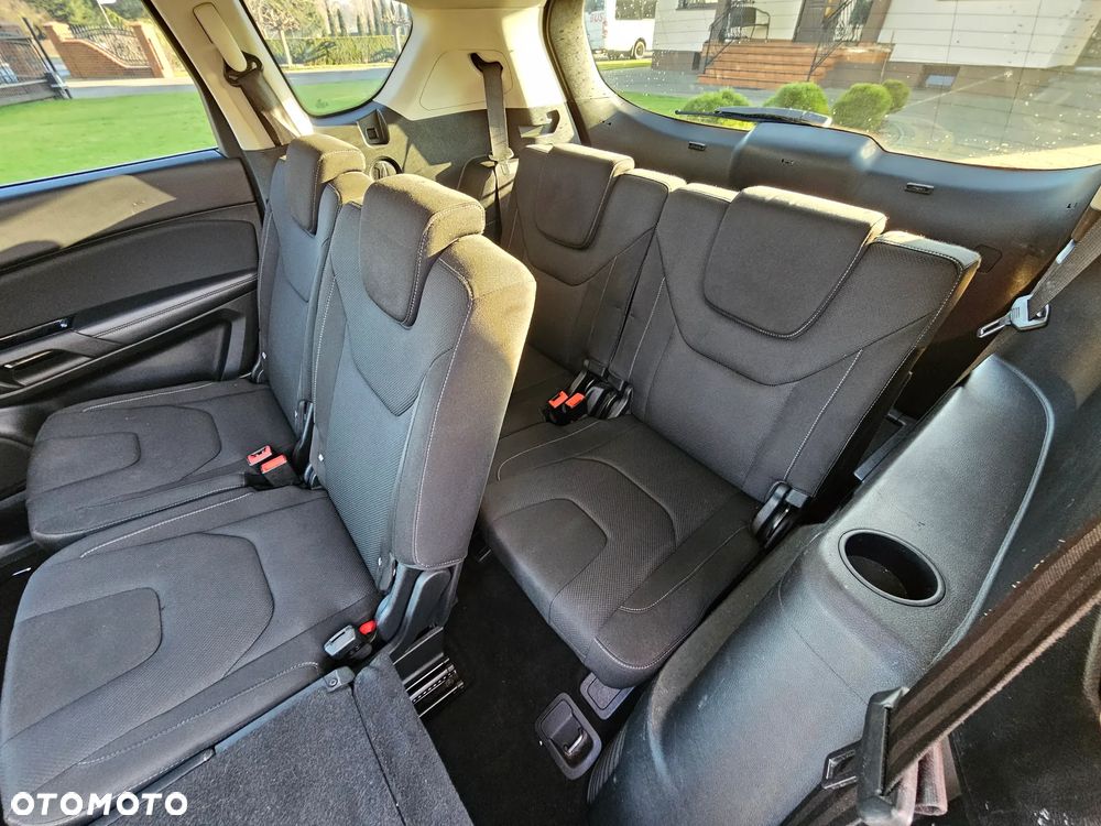 Ford S-Max 2.0 TDCi Titanium PowerShift - 25