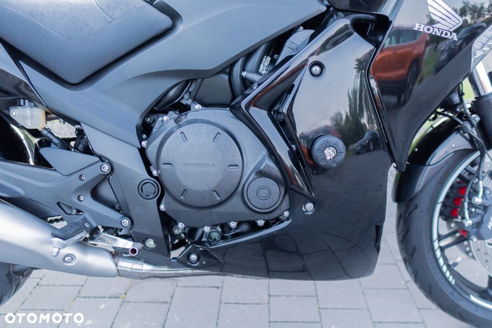 Honda CBF - 18