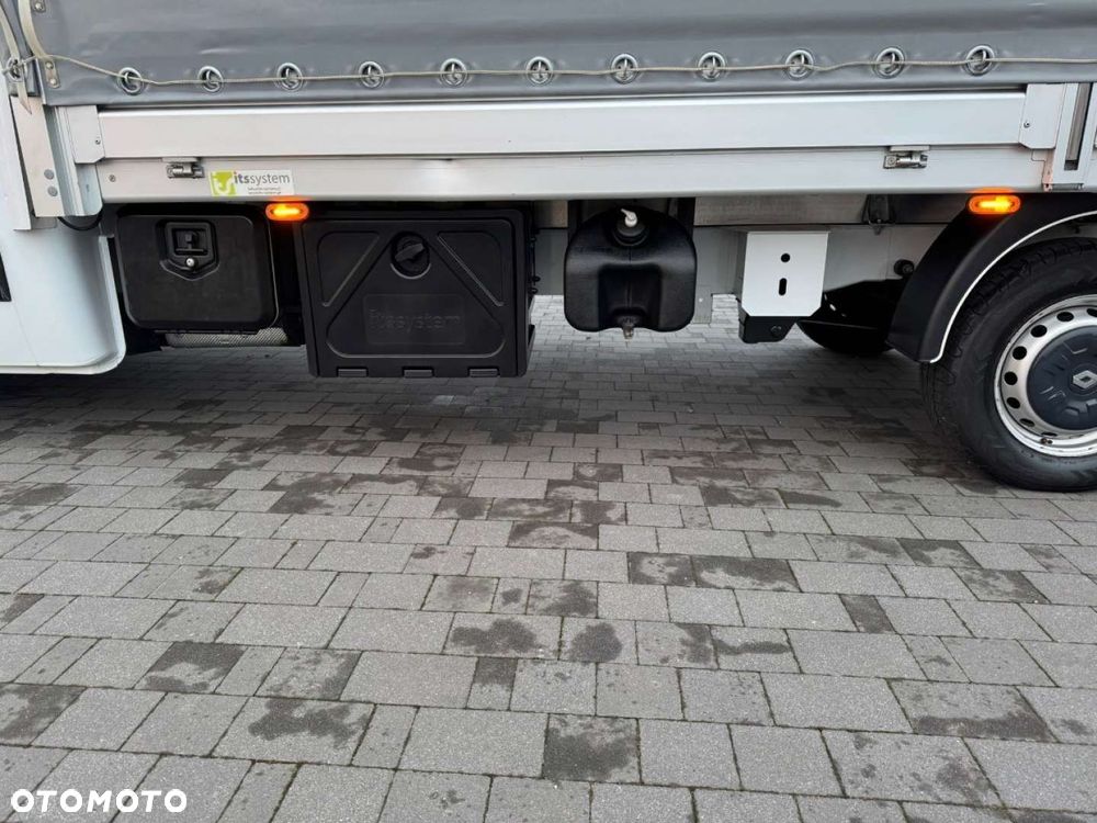 Renault Master 10 europalet z Windą - 28