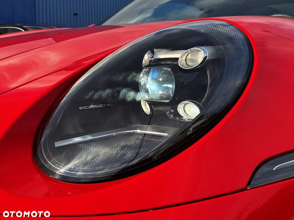 Porsche 911 - 9