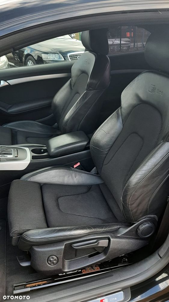 Audi A5 Coupé 2.7 TDI DPF multitronic - 13