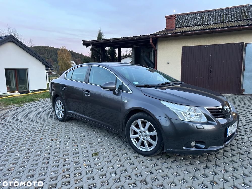 Toyota Avensis 2.2 D-CAT Prestige - 4