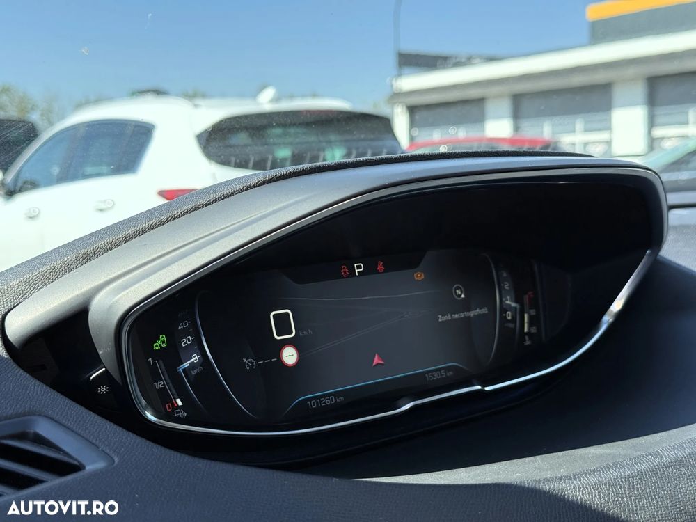 Peugeot 3008 PureTech 130 Stop & Start GPF EAT8 Active Business-Paket - 15